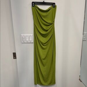 Elegant Green Strapless Dress